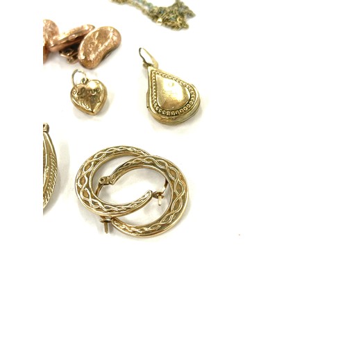 396 - Selection of gold toned jewellery includes earrings, cufflinks and pendants etc