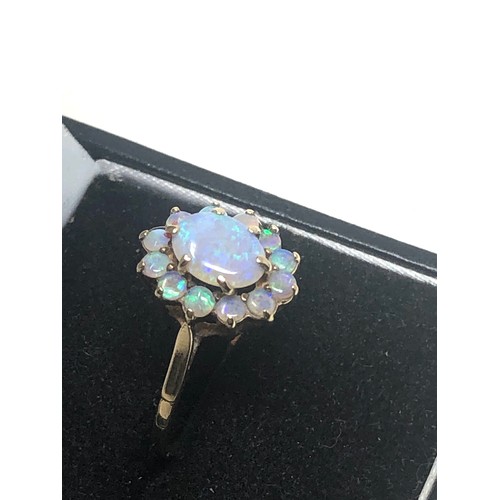 251 - 9ct Gold Opal Floral Cluster Ring (2.1g)