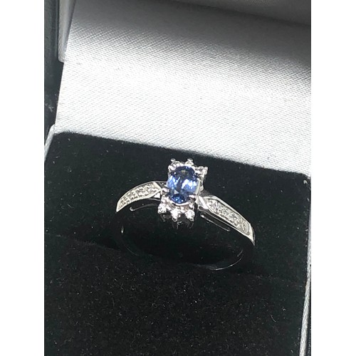 209 - 9ct White Gold Sapphire & Diamond Cluster Dress Ring (3g)