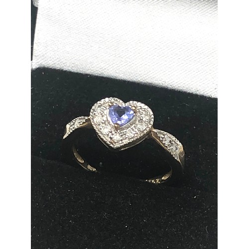 143 - 9ct Gold Tanzanite & Diamond Heart Ring (2.5g)