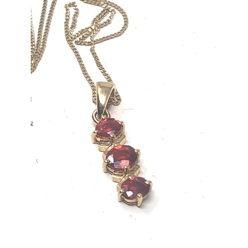 223 - 9ct Gold Red Gemstone Drop Pendant Necklace (1.9g)