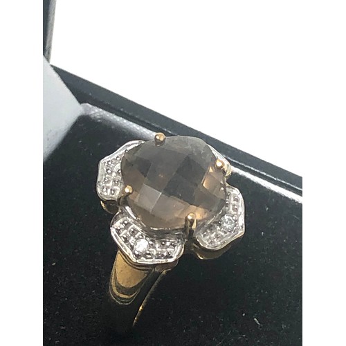 330 - 9ct Gold Diamond Framed Smokey Quartz Floral Set Ring (5.5g)