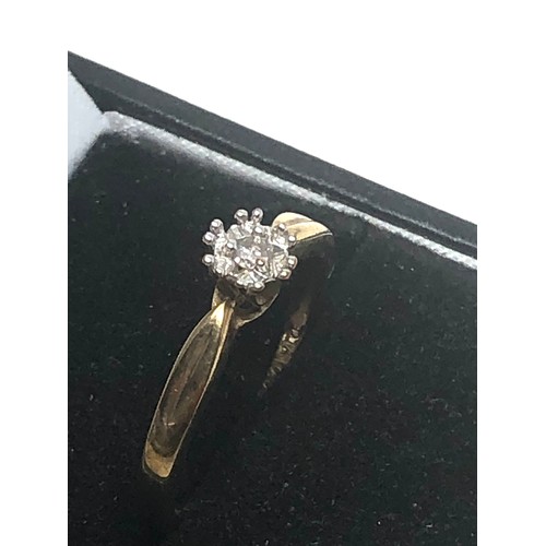 195 - 9ct Gold Diamond Cluster Ring (1.8g)