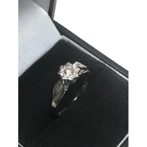 304 - 18ct White Gold Diamond Solitaire Ring (3g)