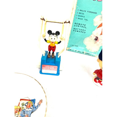 100 - Boxed Elegant Poodle, vintage Flintstones walking toy, Noddy book and Egg cup, Micky Mouse Tricky tr... 