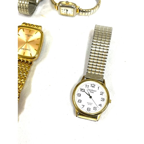 523 - Bag of ladies and gent watches, all untested