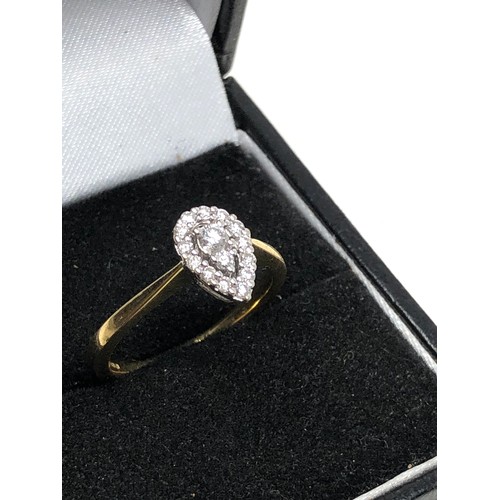 87 - Fine 18ct gold diamond ring weight 3.3g