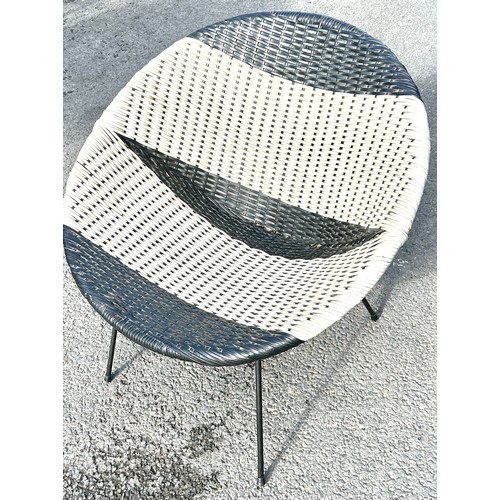 556 - Retro rattan black and white small chair, approximate height: 26 inches, diameter 27 inches