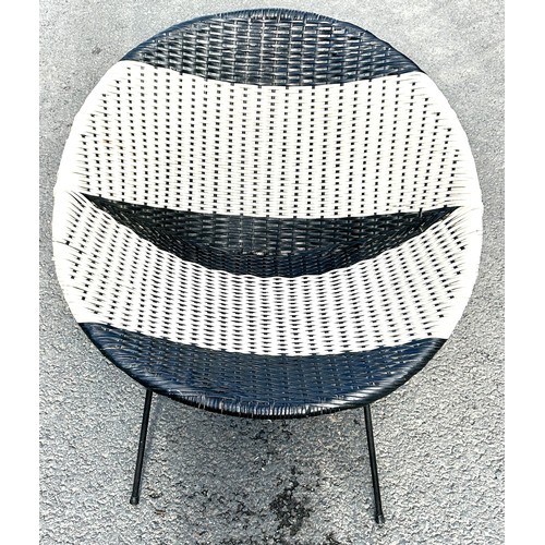 556 - Retro rattan black and white small chair, approximate height: 26 inches, diameter 27 inches