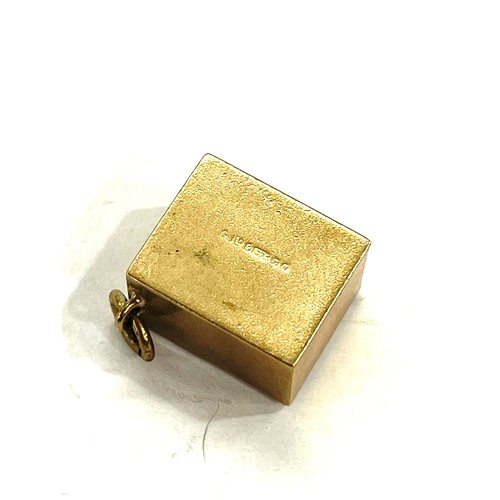 467 - Vintage 9ct gold 10 shilling note charm total weight 3.2grams