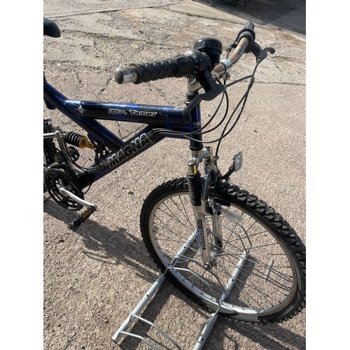 100E - Gents Mtn Tamer magna bike