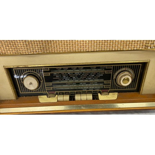 262 - Vintage retro ariel indicator radio r00420 measures approx 26inches wide 16 inches tall 9 inches dep... 