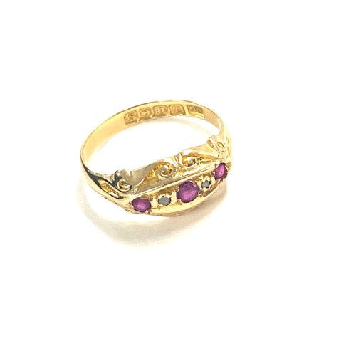 509 - Ladies 18ct gold hallmarked ruby and diamond ring, total weight approx 2.4grams