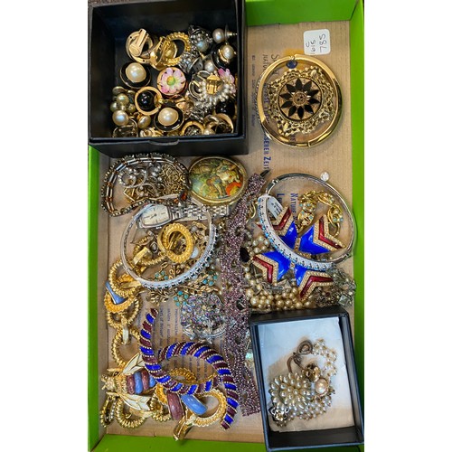 460 - Selection of vintage and later costume jewellery