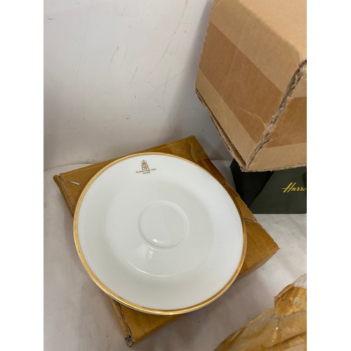 261A - Large selection of Royal Family memorabilia includes Tea service, Mugs, Playing cards, first day cov... 