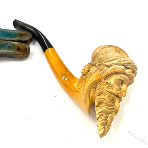 483 - Large Meerschaum pipe of a Turkish gentleman in original case