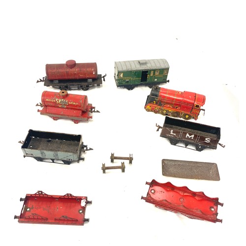 167 - Selection vintage tin trains and carriages