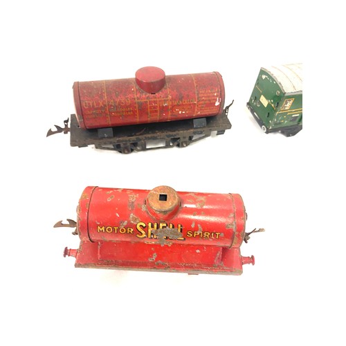 167 - Selection vintage tin trains and carriages