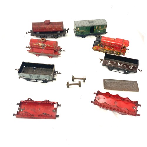 167 - Selection vintage tin trains and carriages