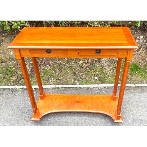 572 - Mahogany 2 drawer console table, approximate measurements: Height 31 inches, Width 32 inches, Depth ... 