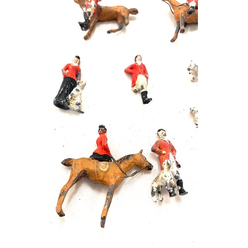 463 - Selection of vintage hunting scene metal figures