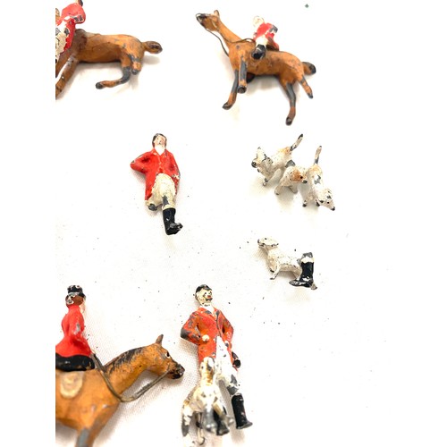 463 - Selection of vintage hunting scene metal figures