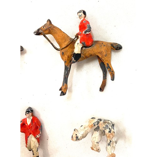 463 - Selection of vintage hunting scene metal figures