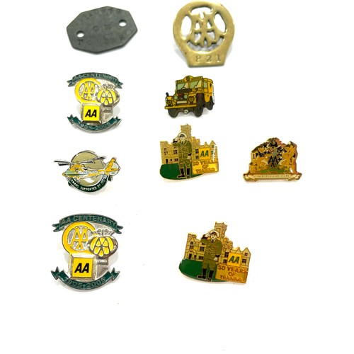 439 - Selection of Vintage AA pin badges includes 50 Years of training, Naas supported by the AA etc