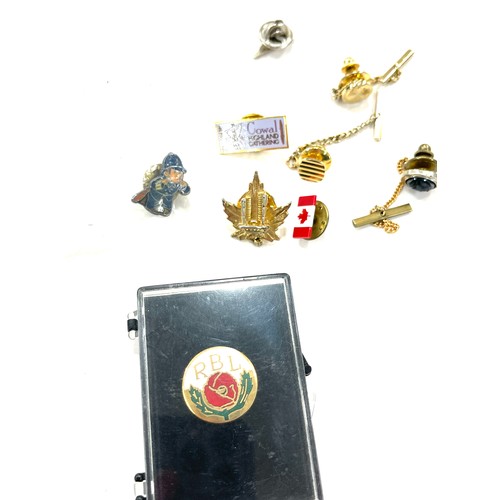 437 - Selection of vintage and later badges