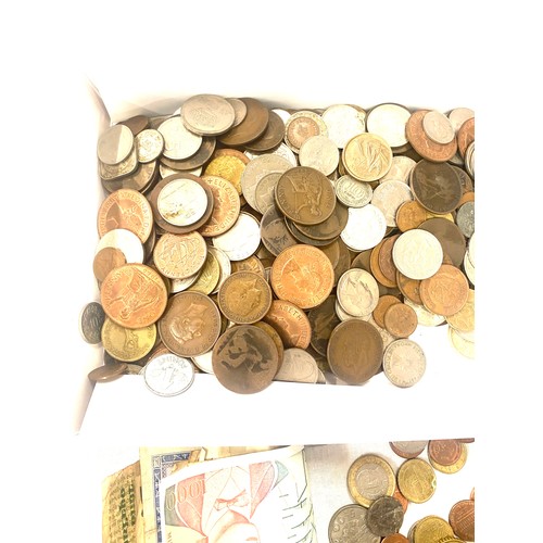 493 - Selection of vintage and later coins, bank notes etc