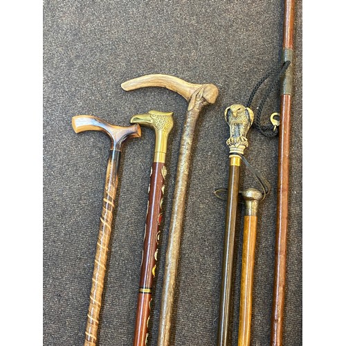 199 - Large selection of vintage and later walking stick