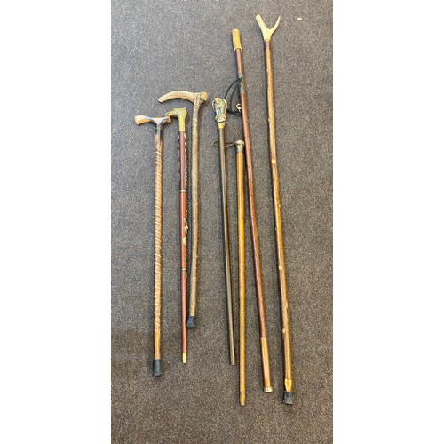 199 - Large selection of vintage and later walking stick