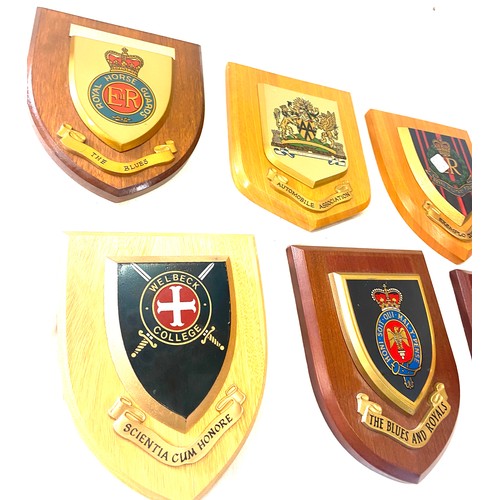 69 - Selection of assorted wall plaques