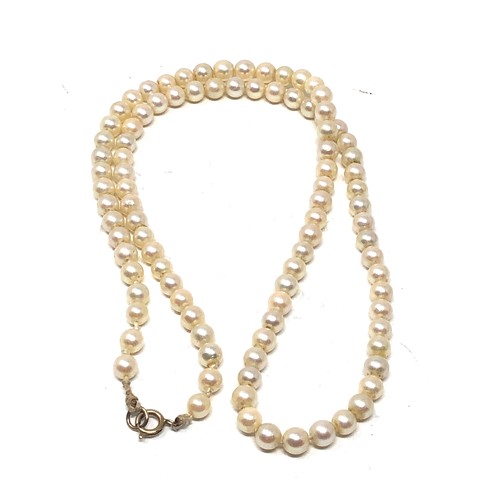 89 - Vintage Pearl Necklace 9ct gold clasp measures approx 50cm long