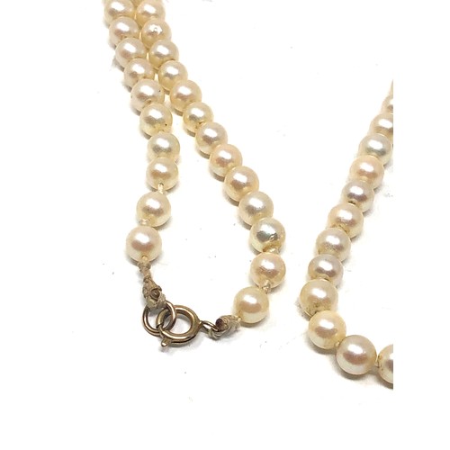 89 - Vintage Pearl Necklace 9ct gold clasp measures approx 50cm long