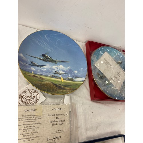 347 - Large selection of collector plates includes Spode, Coalport 50th anniversary of bomber all boxed, s... 