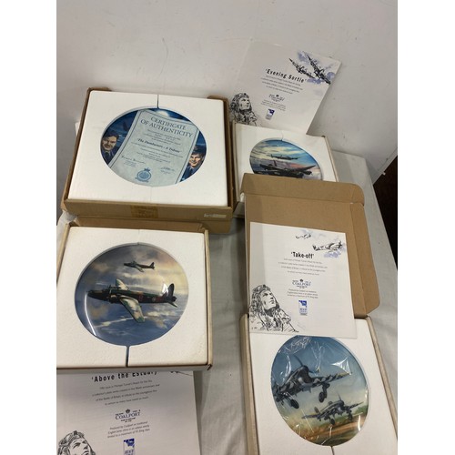 340 - Large selection of collectors plates includes Coalport, The Bradford Exchange all boxed with COA