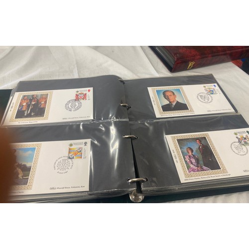 118 - 3 Folders of vintage first day covers includes Domesday 900, The welsh bible, cards at christmas Fir... 