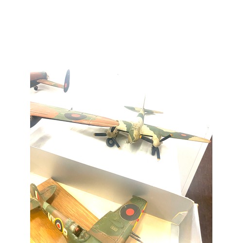 219 - Selection of assorted aircraft models