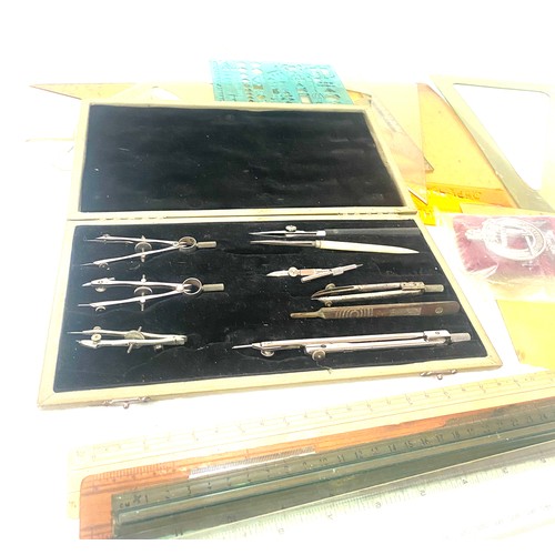 297 - Selection of assorted measuring equipment