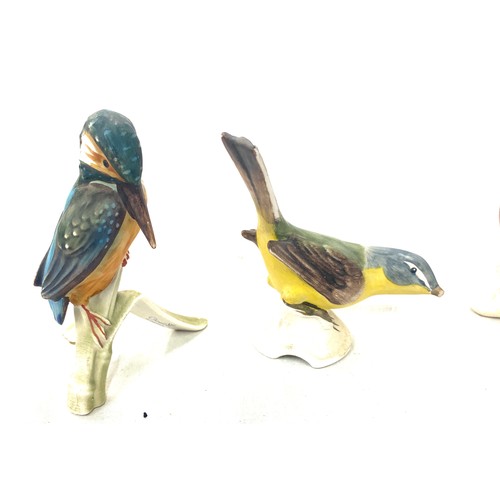 161 - Selection of Various Goebel birds 1 with chip