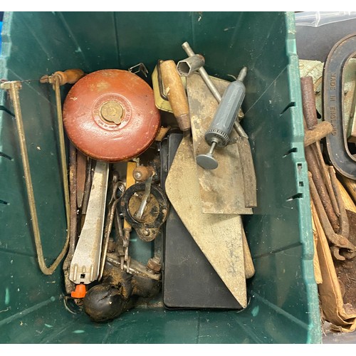 234 - Large selection of vintage and later tools