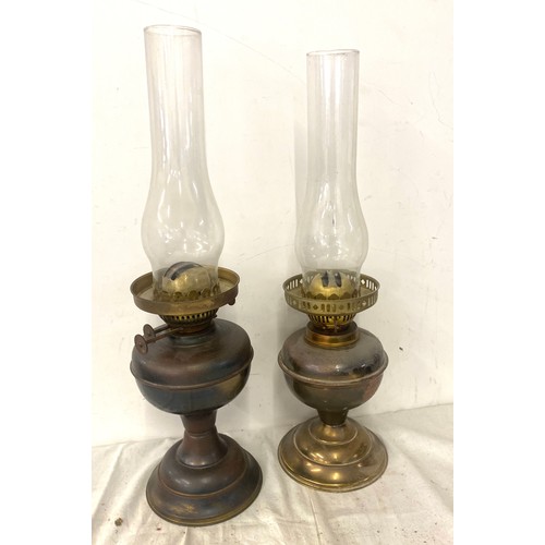 104 - 2 Vintage oil lamps