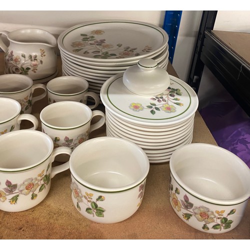 409 - Autumn leaves made in England part dinner/ tea service includes tea pot, plates, cups etc