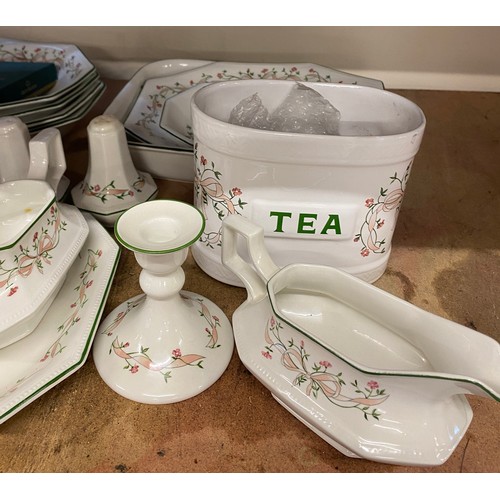 413 - Part Johnson Brothers internal bow dinner service includes gravy boat, plates, tea pot etc