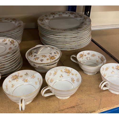 415 - Part Noritake China Charlene 5306 dinner/ tea set includes bowls, plates etc