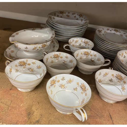 415 - Part Noritake China Charlene 5306 dinner/ tea set includes bowls, plates etc