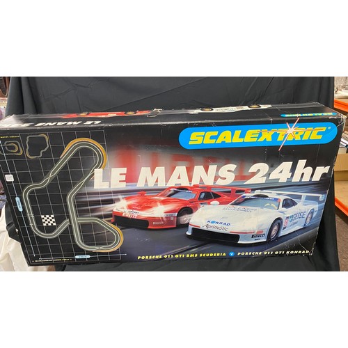 271 - Boxed Le Mans 24hr scalextric, c1023