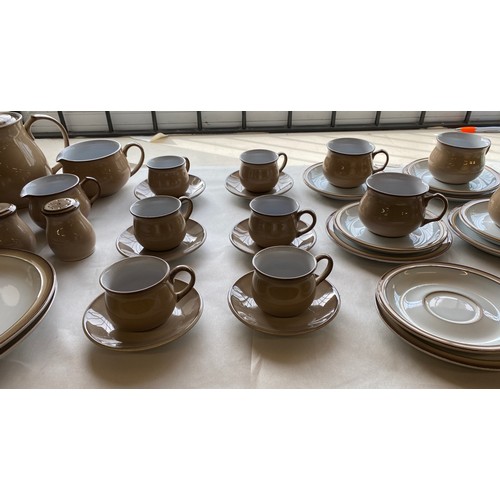 418 - 13 pieces of Denby Regency green and 41 pieces of Denby Viceroy includes Cups, saucers, dinner plate... 