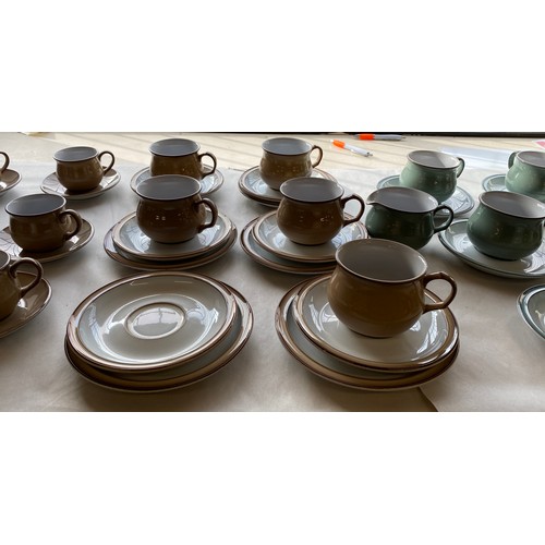 418 - 13 pieces of Denby Regency green and 41 pieces of Denby Viceroy includes Cups, saucers, dinner plate... 